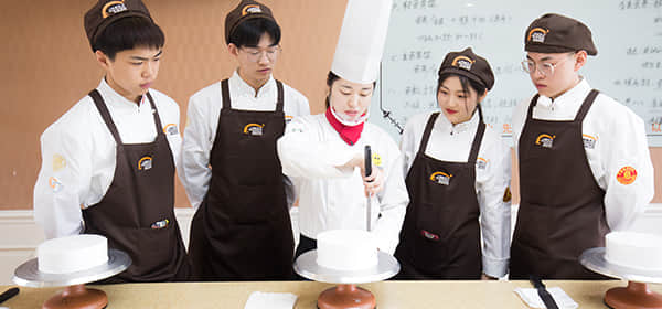 高中生